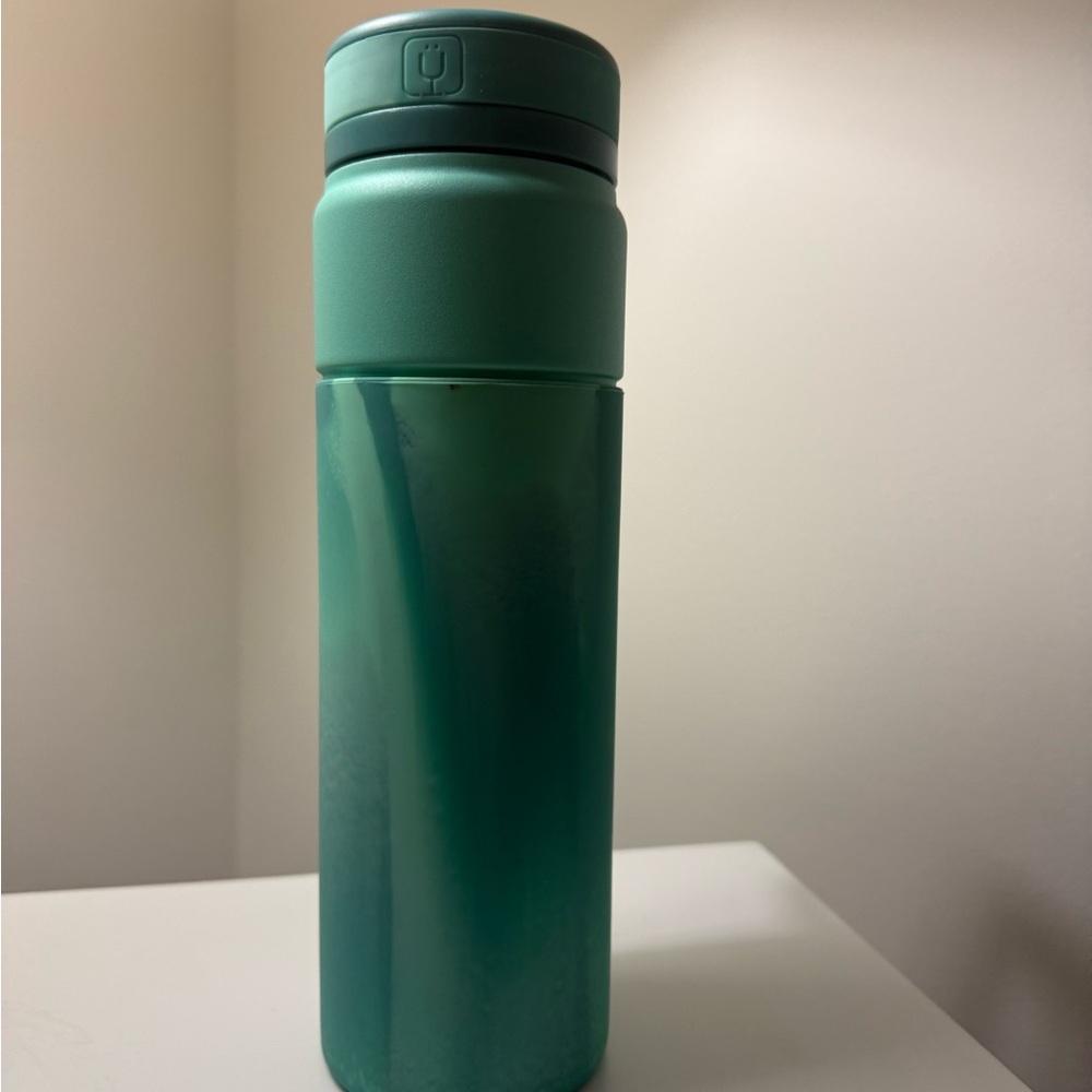 BrüMate 25oz Rotera Hydration Bottle